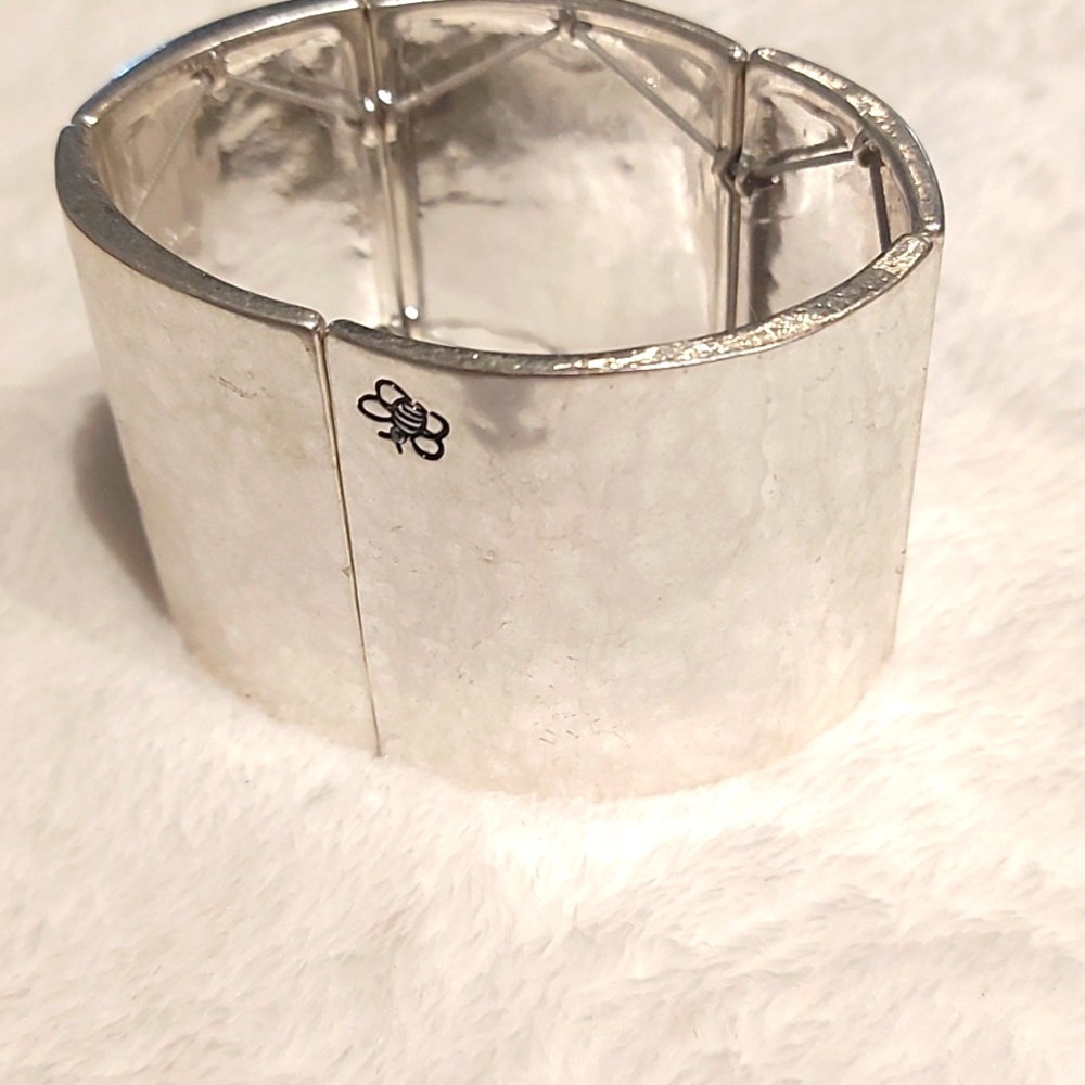 Bella uno 2" bangle stretch silver-plated cuff bracelet
